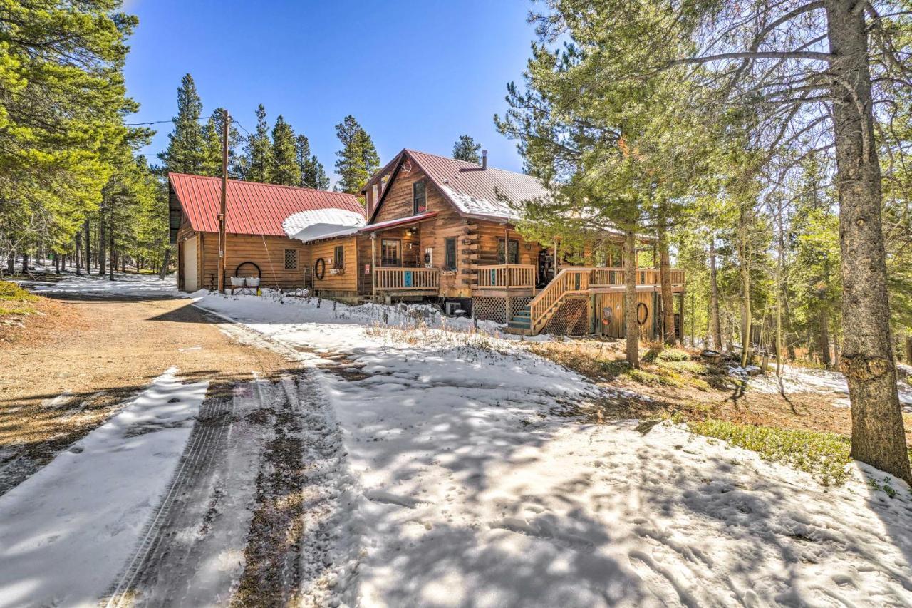 Secluded Black Hawk Log Cabin With Fire Pit! Εξωτερικό φωτογραφία