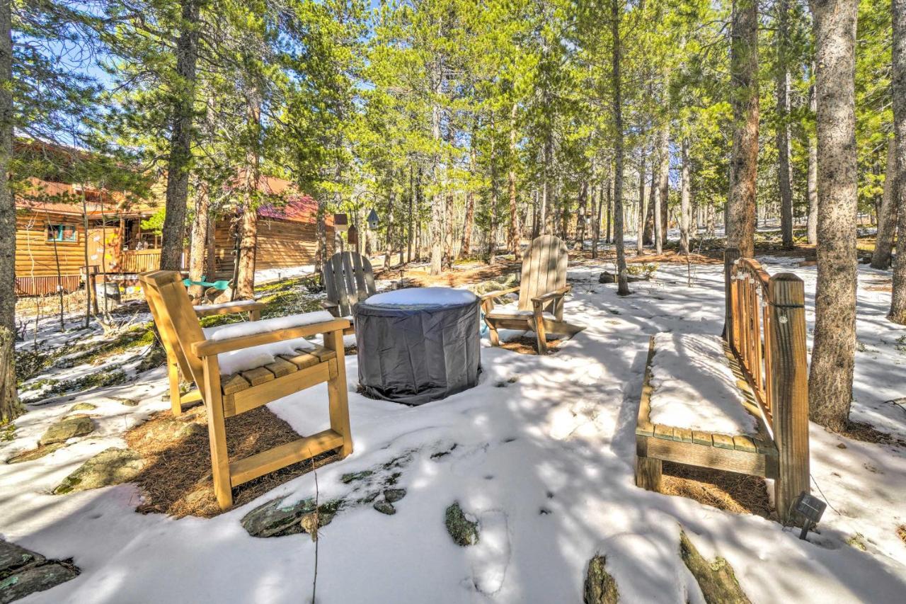 Secluded Black Hawk Log Cabin With Fire Pit! Εξωτερικό φωτογραφία