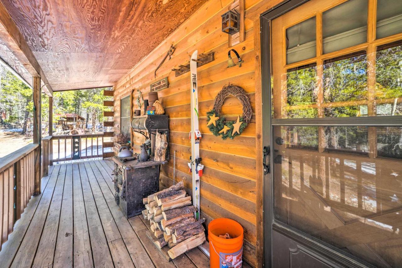 Secluded Black Hawk Log Cabin With Fire Pit! Εξωτερικό φωτογραφία