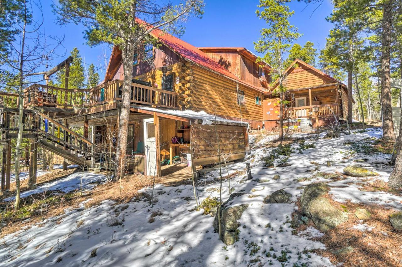 Secluded Black Hawk Log Cabin With Fire Pit! Εξωτερικό φωτογραφία