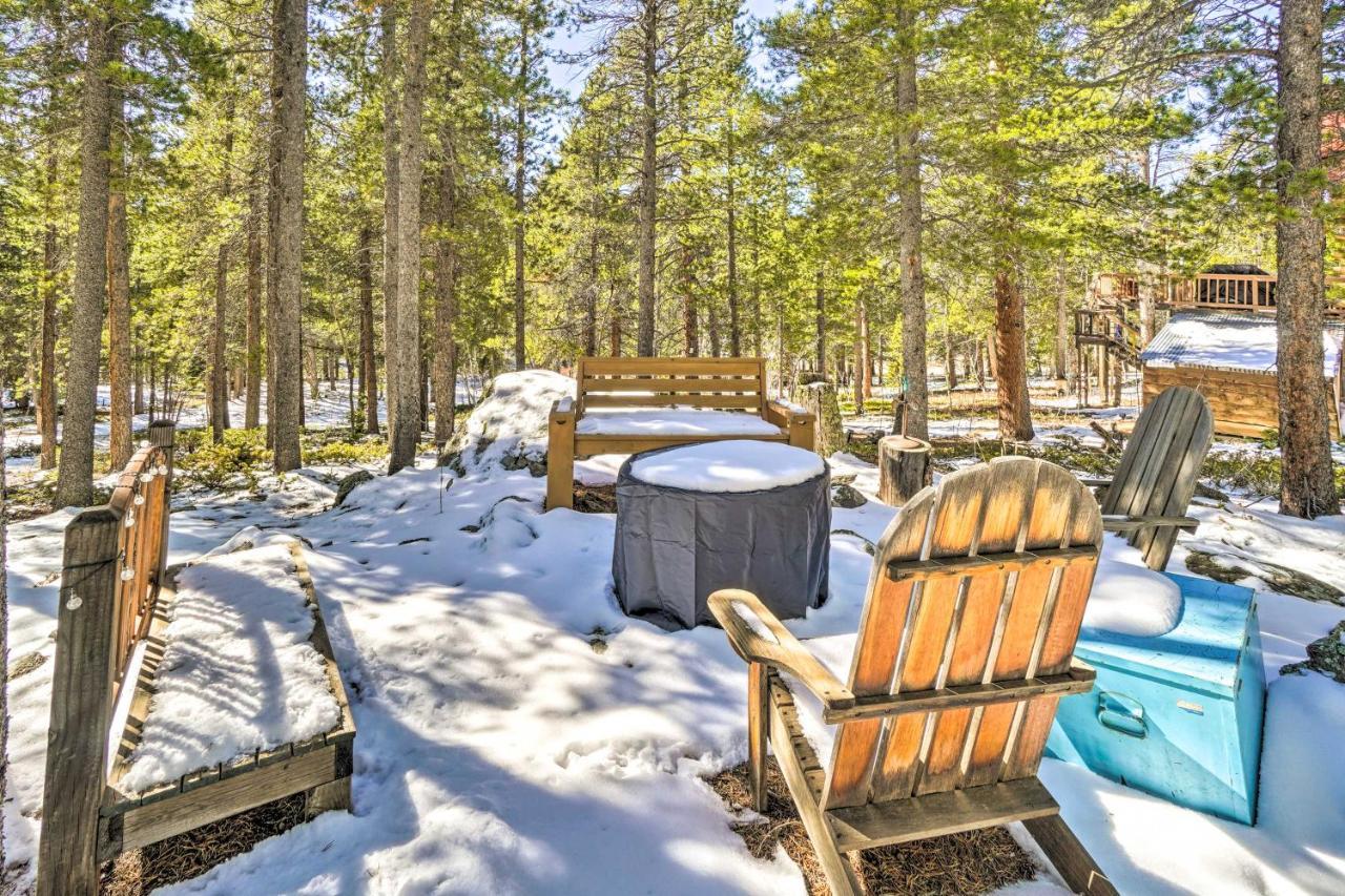 Secluded Black Hawk Log Cabin With Fire Pit! Εξωτερικό φωτογραφία