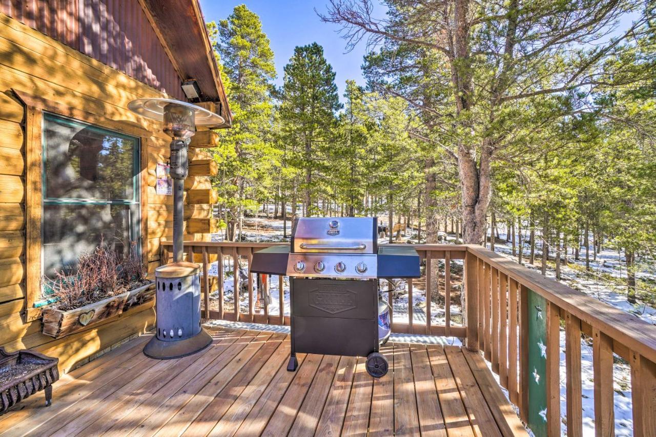 Secluded Black Hawk Log Cabin With Fire Pit! Εξωτερικό φωτογραφία