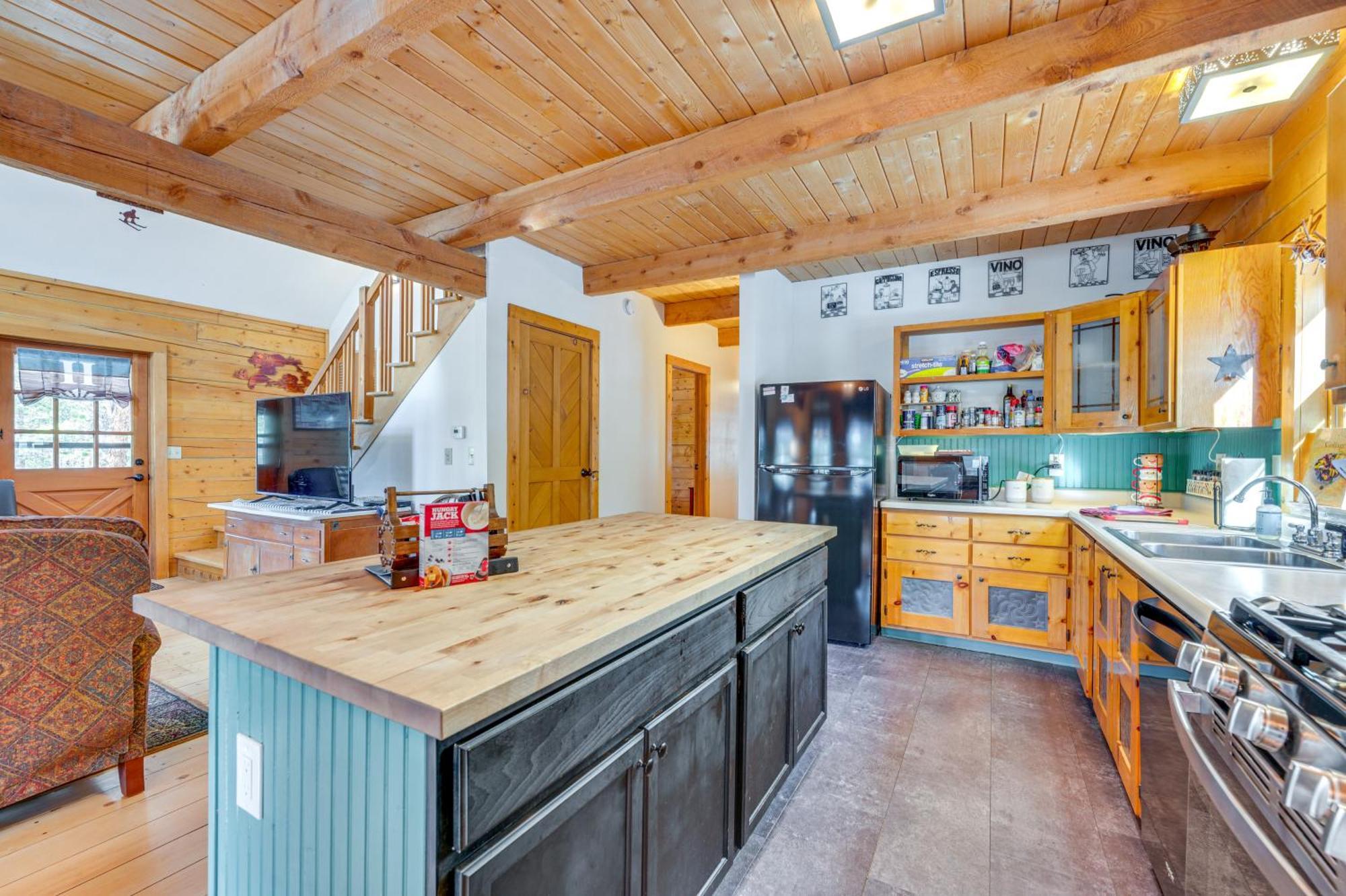 Secluded Black Hawk Log Cabin With Fire Pit! Εξωτερικό φωτογραφία